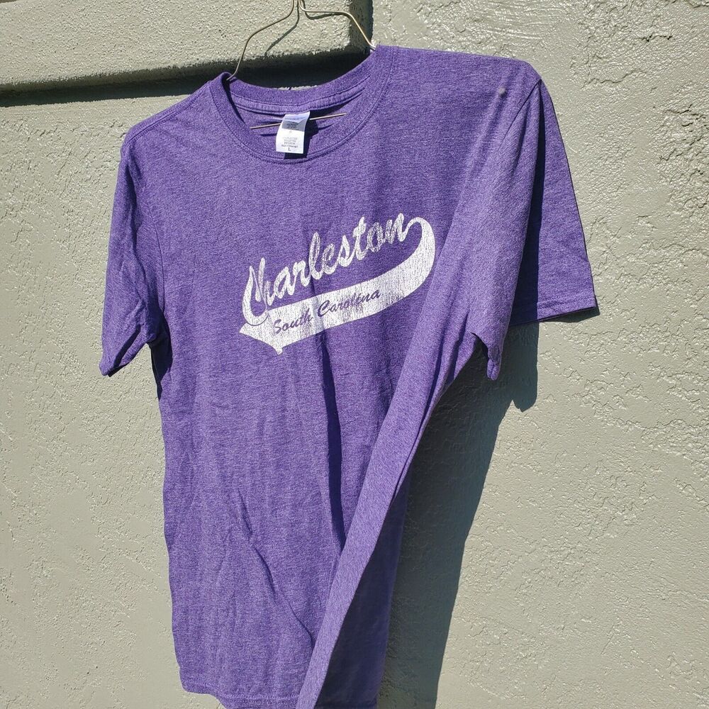 Charleston South Carolina Womens TShirt Size L Purple 27L 21P2P Gildan Softstyle - Picture 1 of 4